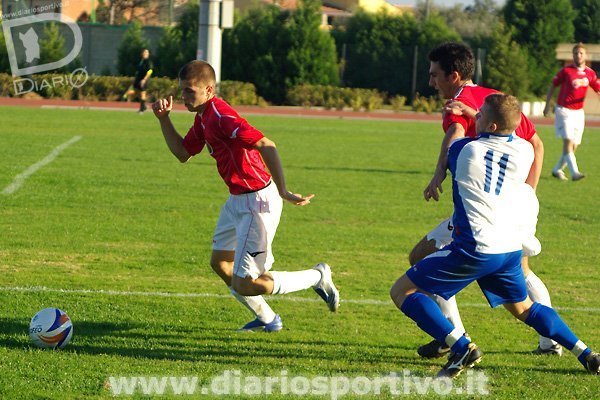 Capoterra-Barisardo 0-1, Marco Uccheddu anticipa Mario Todde e il compagno Spanu